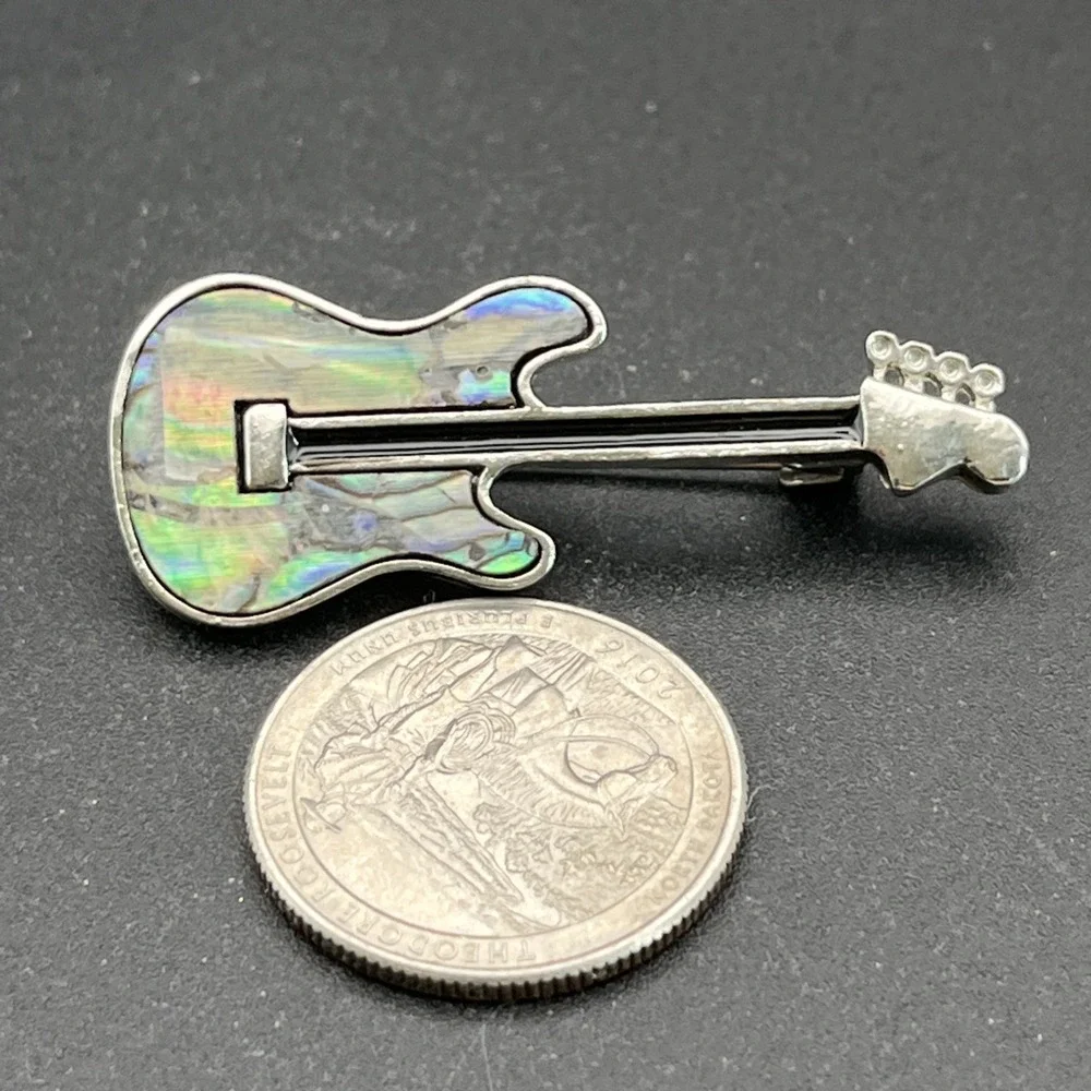 Iridescent Electric Guitar Music Instrument Lapel Hat‎ Pin